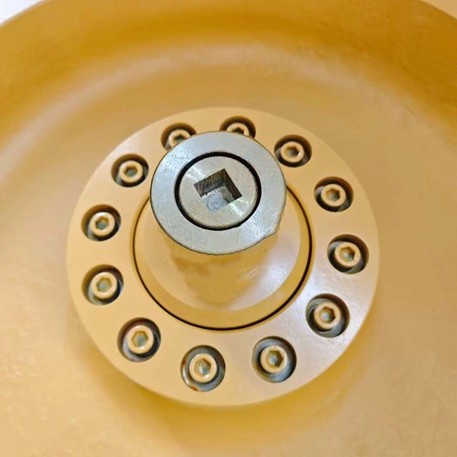 D10 idler wheel